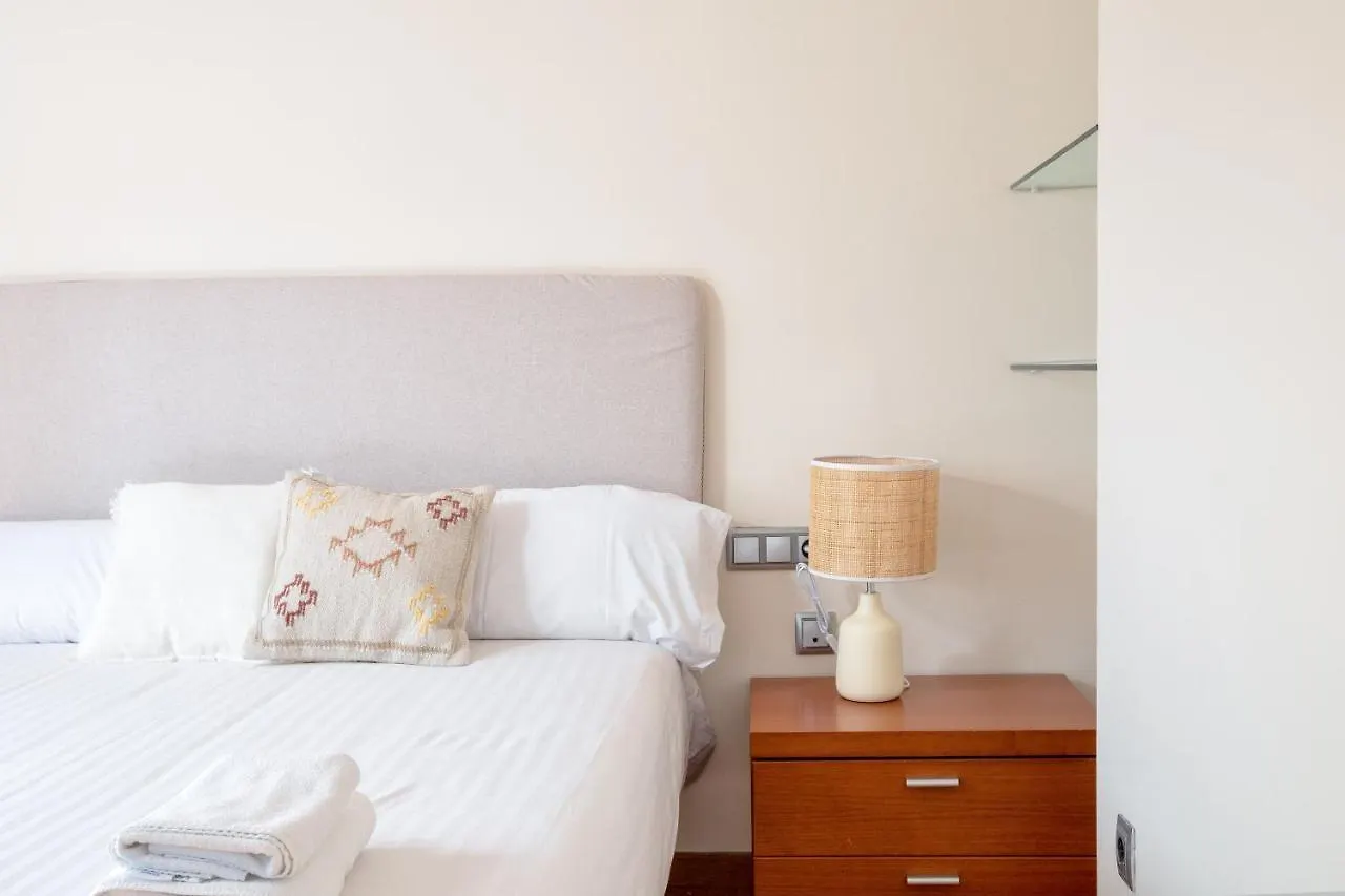 Apartamento Flateli Penthouse Jaume I Gerona 0*,  España