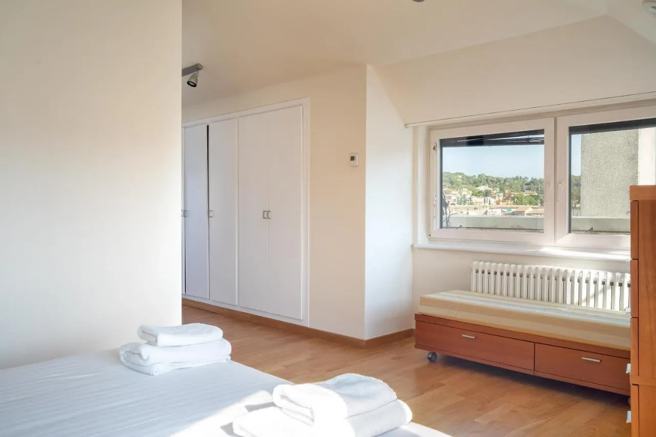 Flateli Penthouse Jaume I Apartment Girona Spain